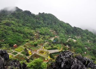 Khám phá núi Hàm Rồng hùng vĩ – địa điểm du lịch Sapa hấp dẫn du khách Khám phá núi Hàm Rồng hùng vĩ - địa điểm du lịch Sapa hấp dẫn du khách