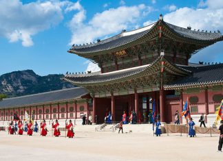 Khám phá Cố Cung Gyeongbok trong chuyến du lịch Hàn Quốc